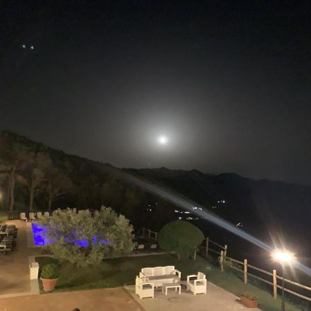 Вилла Agriturismo Collecammino Lenola Экстерьер фото