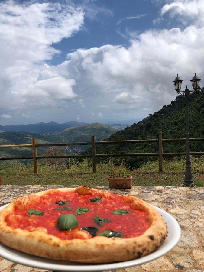 Вилла Agriturismo Collecammino Lenola Экстерьер фото