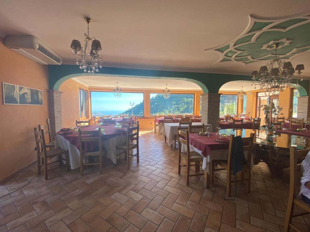 Вилла Agriturismo Collecammino Lenola Экстерьер фото