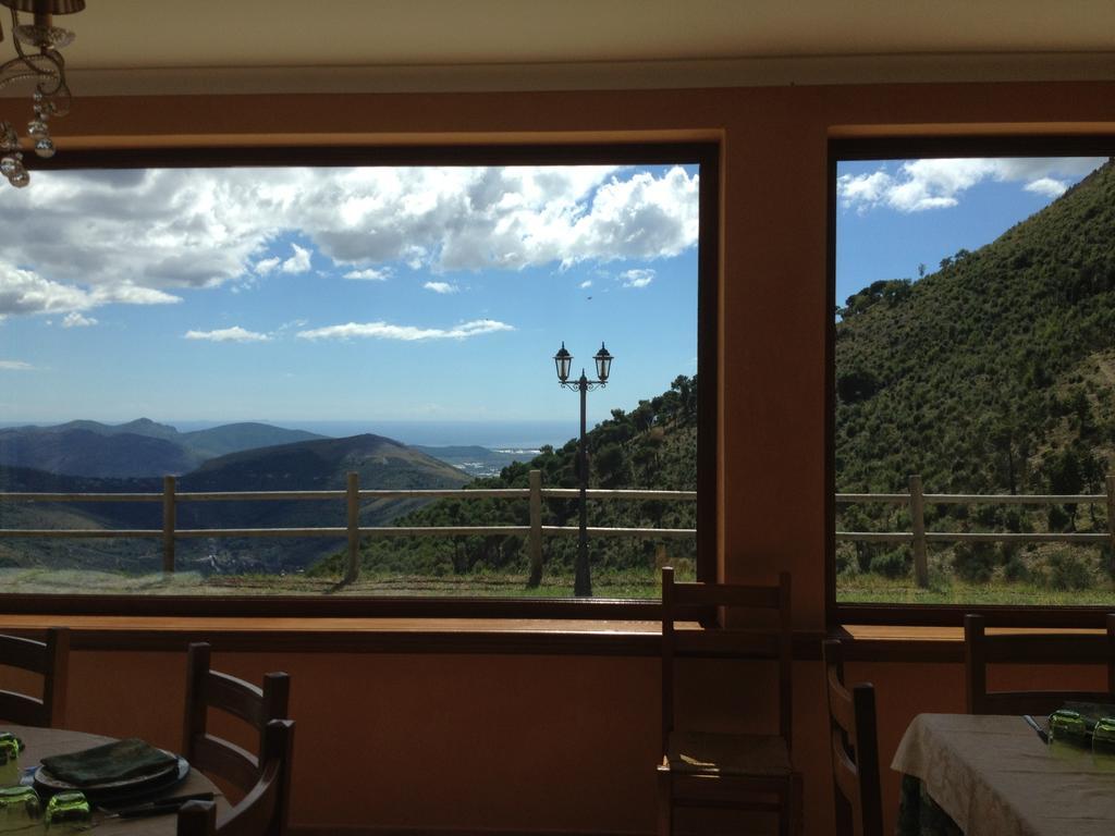 Вилла Agriturismo Collecammino Lenola Экстерьер фото